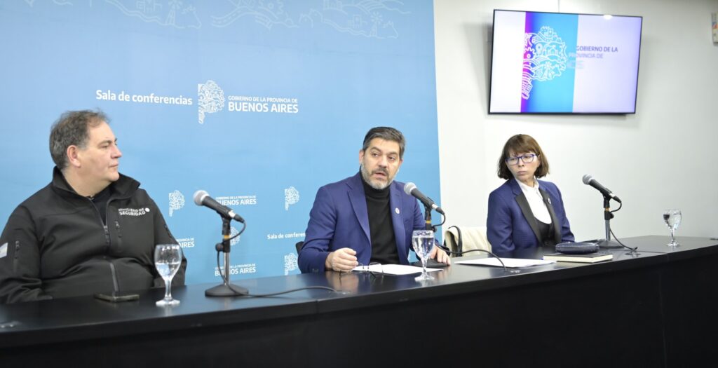 Carlos Bianco, Ministro de Gobierno bonaerense: «las políticas económicas del Gobierno nacional están destruyendo la producción y el comercio»