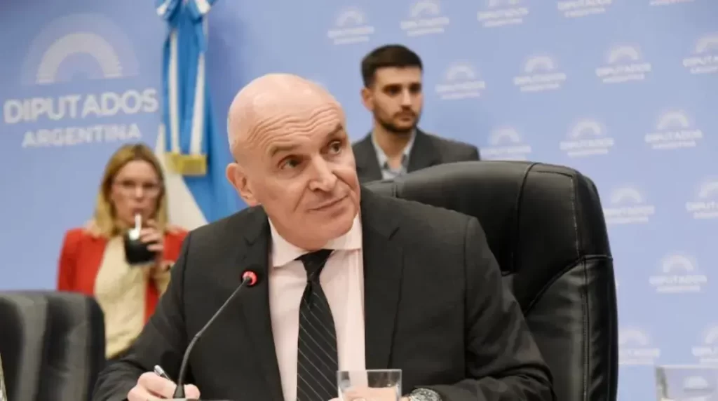 Pequeño J, Machado y Espert: ¿cárcel o bala?