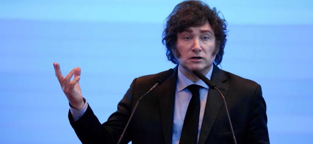 El modelo libertario atenta contra el empleo y la producción: cayó el empleo privado registrado y alcanzó su nivel más alto desde 2016