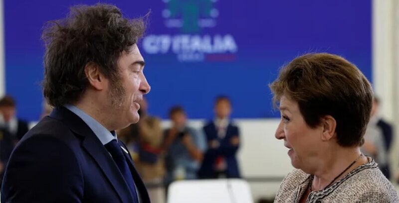 En ocho meses el gasto público registró una caída del 31 %