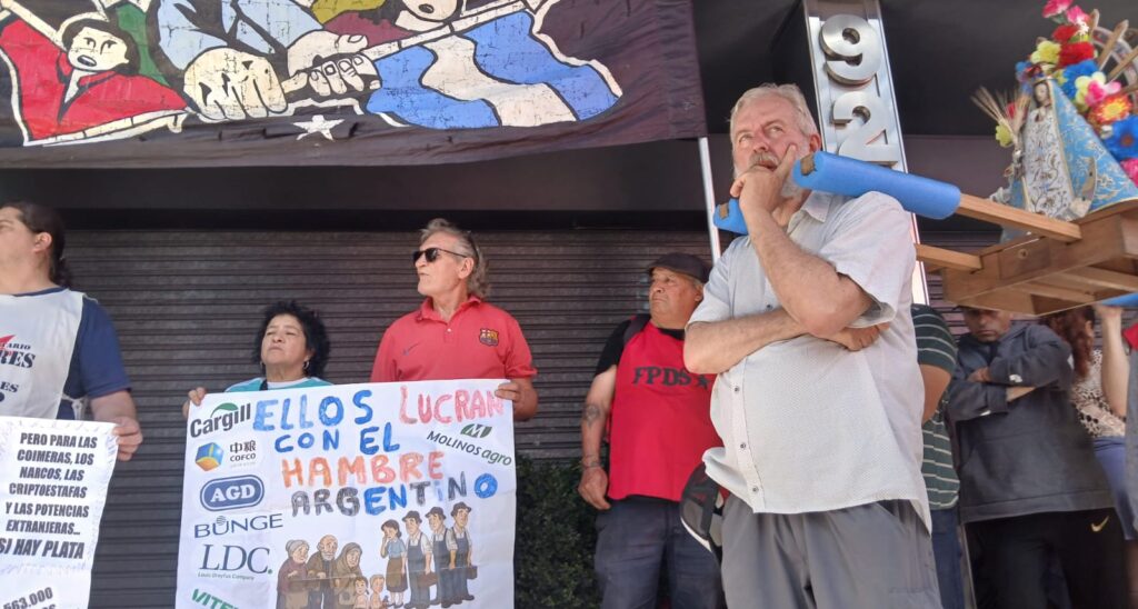 «Milei le puso un cepo al salario y a la comida»