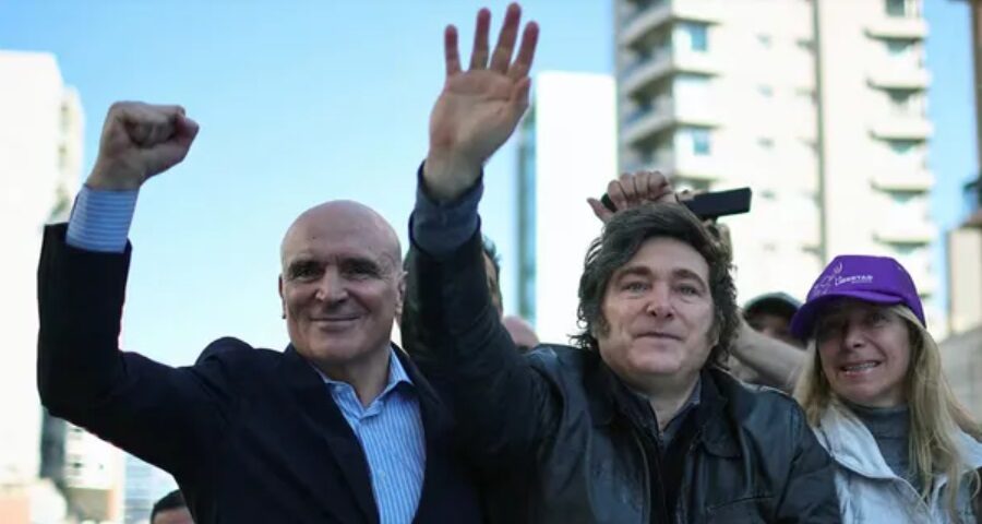 Con la cara de la falsa moral: la Justicia Electoral rechazó la reimpresión de boletas de La Libertad Avanza y Espert seguirá como imagen oficial