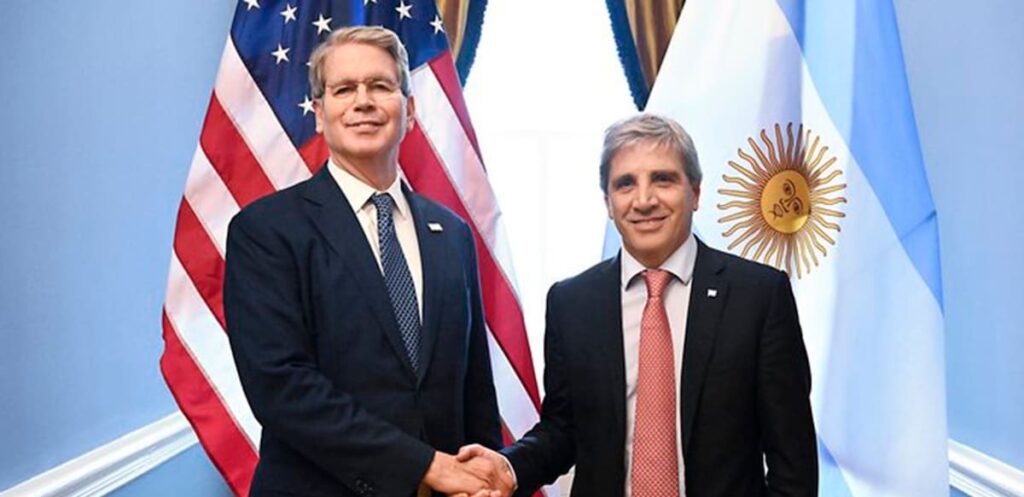 El colonialismo financiero avanza: Estados Unidos intenta rescatar a Milei y a Caputo en detrimento de los intereses nacionales