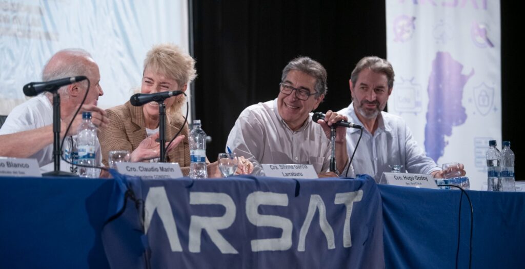 ARSAT I y ARSAT II: la soberanía tecnológica que el gobierno colonial de Milei destruye