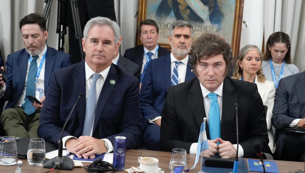 Milei: nuevo «Rey» de «La Sanata»