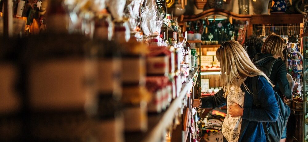 Régimen libertario: Las ventas minoristas cayeron 5,6% interanual en febrero y profundizaron la retracción del consumo