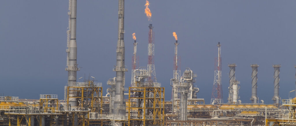 Estados Unidos e Israel escalan el conflicto en Oriente Medio: el ataque al mayor yacimiento de gas del mundo desata el pánico en los mercados