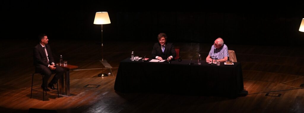 Lejos de la realidad concreta: Milei participó de un homenaje a Adam Smith, hizo gala de una falsa intelectualidad y defendió la reforma laboral