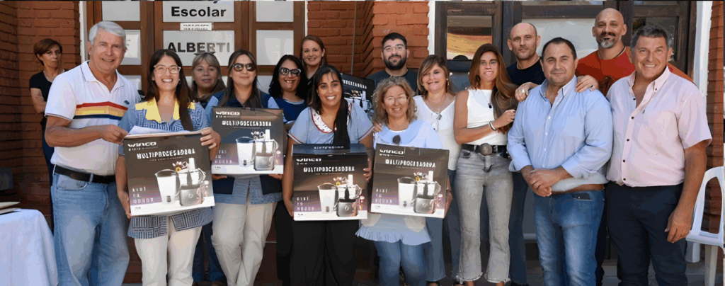 El gobierno bonaerense amplió el equipamiento de comedores escolares: el programa alcanzó a 2,5 millones de estudiantes