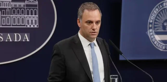 Diputados de Unión por la Patria piden interrogar a Adorni por «presuntas irregularidades en el uso de bienes del Estado y fondos públicos»