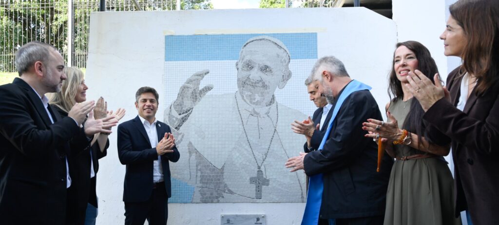 Kicillof: «en Francisco está la cultura del encuentro»