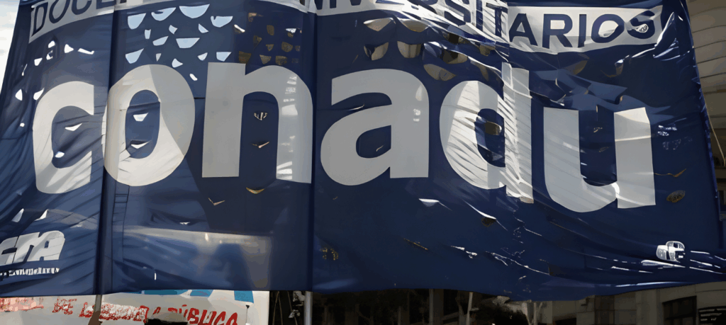 CONADU: «El Gobierno quiere destruir la Universidad Pública Gratuita y de Calidad que llena de orgullo a nuestro pueblo»