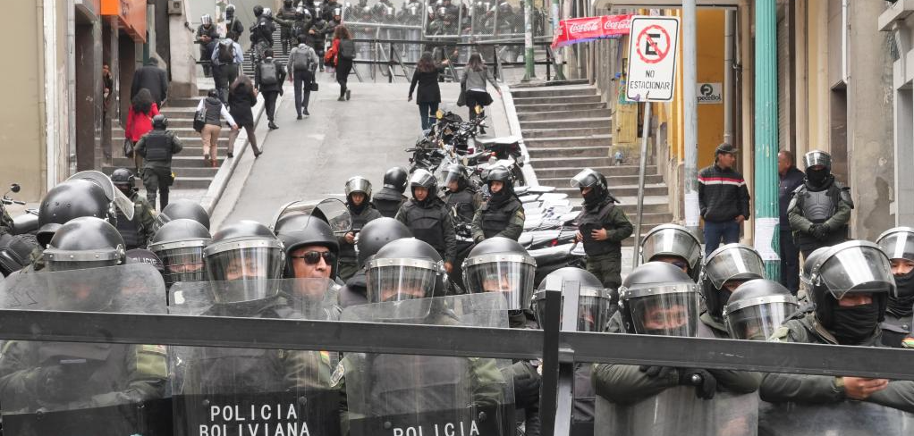Bolivia: las políticas liberales agudizaron la crisis y miles de personas se movilizaron en defensa de los intereses de los trabajadores