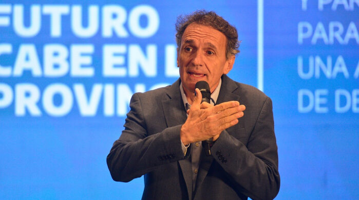 Katopodis reunió a municipios, universidades y cooperativas para discutir el futuro de la región Fluvial