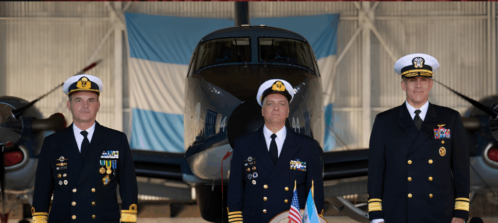 Semi-colonia: El gobierno servil libertario firmó un acuerdo militar con Estados Unidos donde cede la potestad de la seguridad marítima en el Atlántico Sur