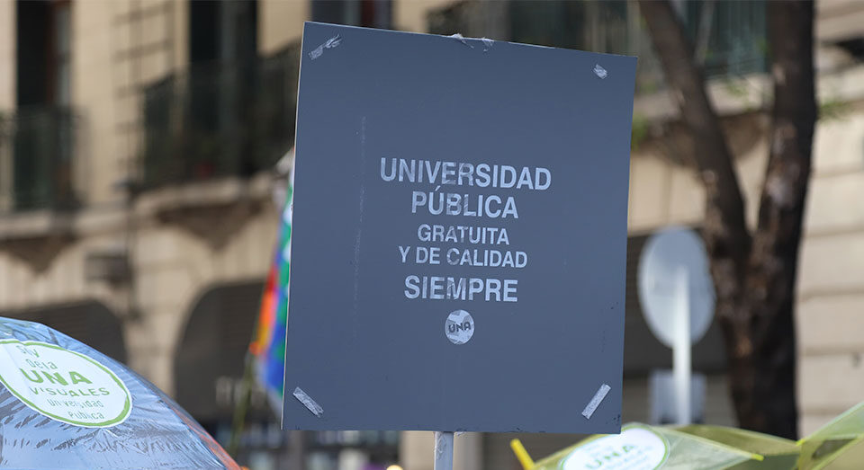 Universidades nacionales: La Corte Suprema avaló la cautelar que exige actualizar los salarios docentes y las becas estudiantiles
