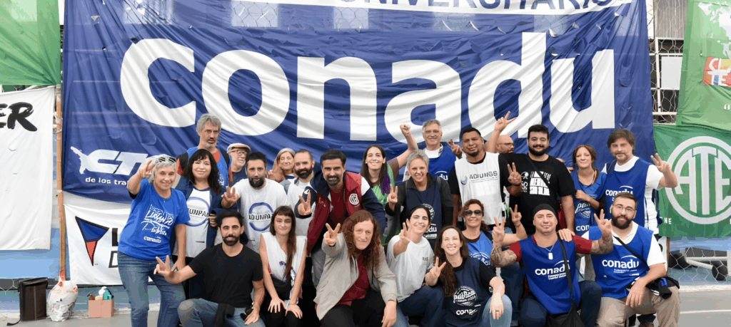 Docentes universitarios: la CONADU aceptó el ofrecimiento salarial oficial del 21%