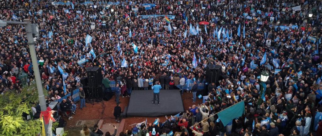 Parque Lezama: en el Día de la Bandera el Partido Justicialista se moviliza por “Cristina Libre”