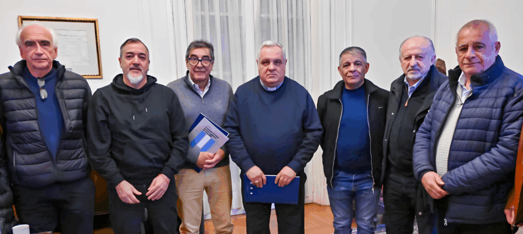 Crisis social: representantes de las tres centrales sindicales se reunieron con el titular de la Conferencia Episcopal para fortalecer la unidad