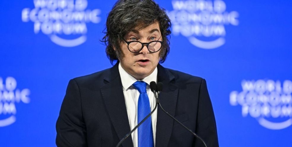 Milei volvió a tomar deuda para pagar cuentas pendientes: el costo recaerá sobre la clase trabajadora con más ajuste