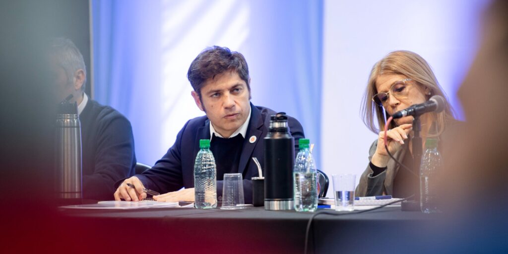 Kicillof: «donde hay pibes y familias tiene que haber escuelas públicas y gratuitas»