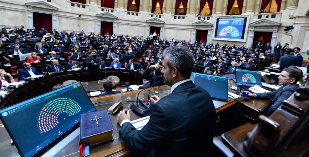 La Cámara Baja volvió a responderle a la oligarquía y aprobó dos proyectos de ley que atentan contra los intereses nacionales