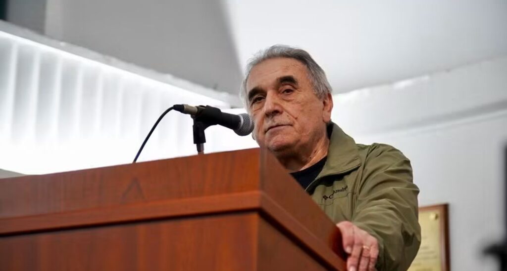 Entrevista a Juan Carlos Schmid: «Perón tenía una claridad y una visión de carácter estratégico de la que han carecido casi todos los dirigentes que lo han sucedido»