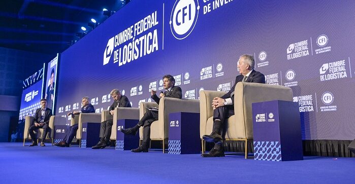 Kicillof: «la Argentina no puede privarse de tener un plan de infraestructura y logística»