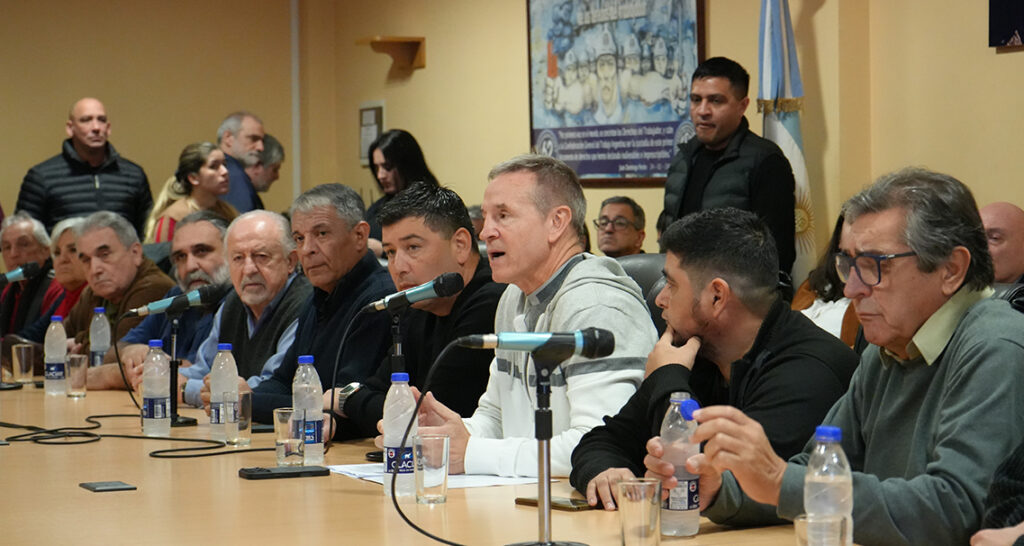 La CGT denunció que «la industria argentina atraviesa una crisis profunda» y afirmó que los datos oficiales desmienten la narrativa liberal