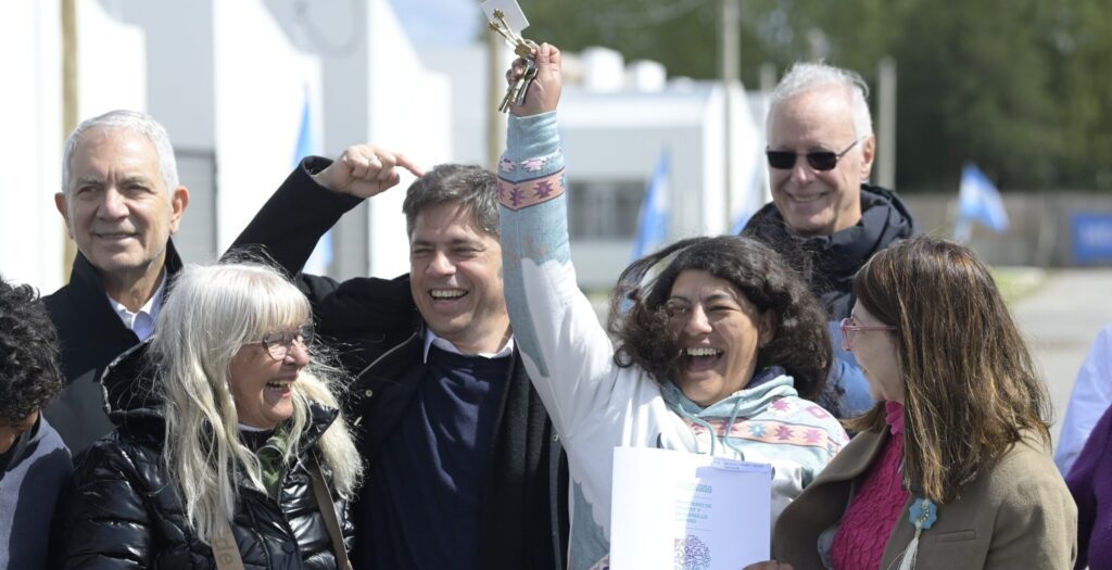 Kicillof: «en la provincia hay otra forma de gobernar: con trabajo, esfuerzo y, fundamentalmente, con mucho corazón»