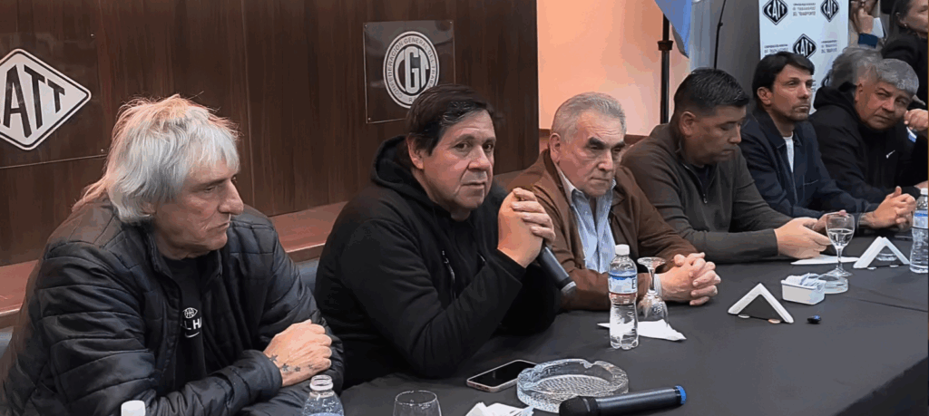 Néstor Segovia: «Quieren disciplinarnos»