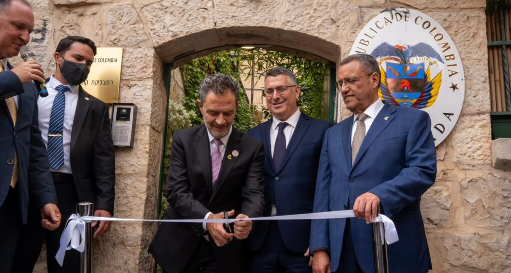 Palestina rechazó la apertura de la embajada de Colombia en Jerusalén: «este acto socava el consenso internacional»